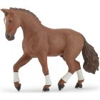 Cheval hanovrien alezan