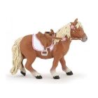 Poney shetland avec selle