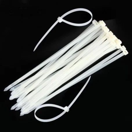 Attache-câbles clip oeillet nylon 100pc